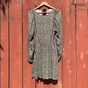 Hinge Flower-Printed Summer Dress